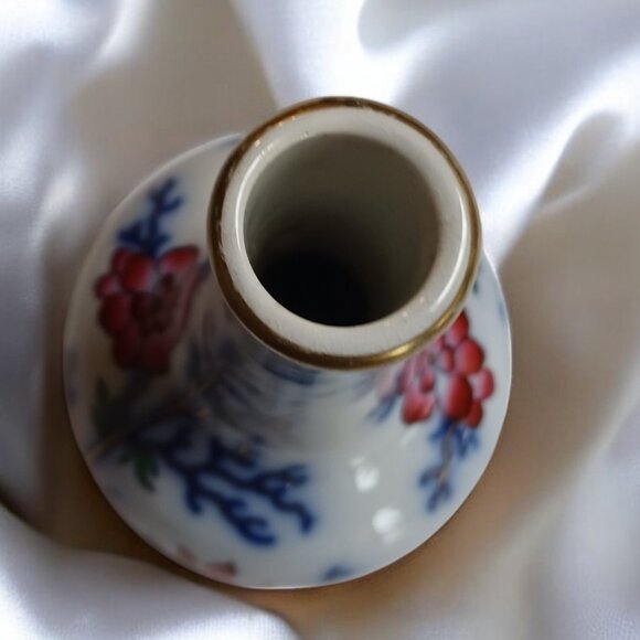 Antique Hand-Painted Asian Style Bud Vase Elegant Peony Gilded Accents, … - Picture 3 of 16